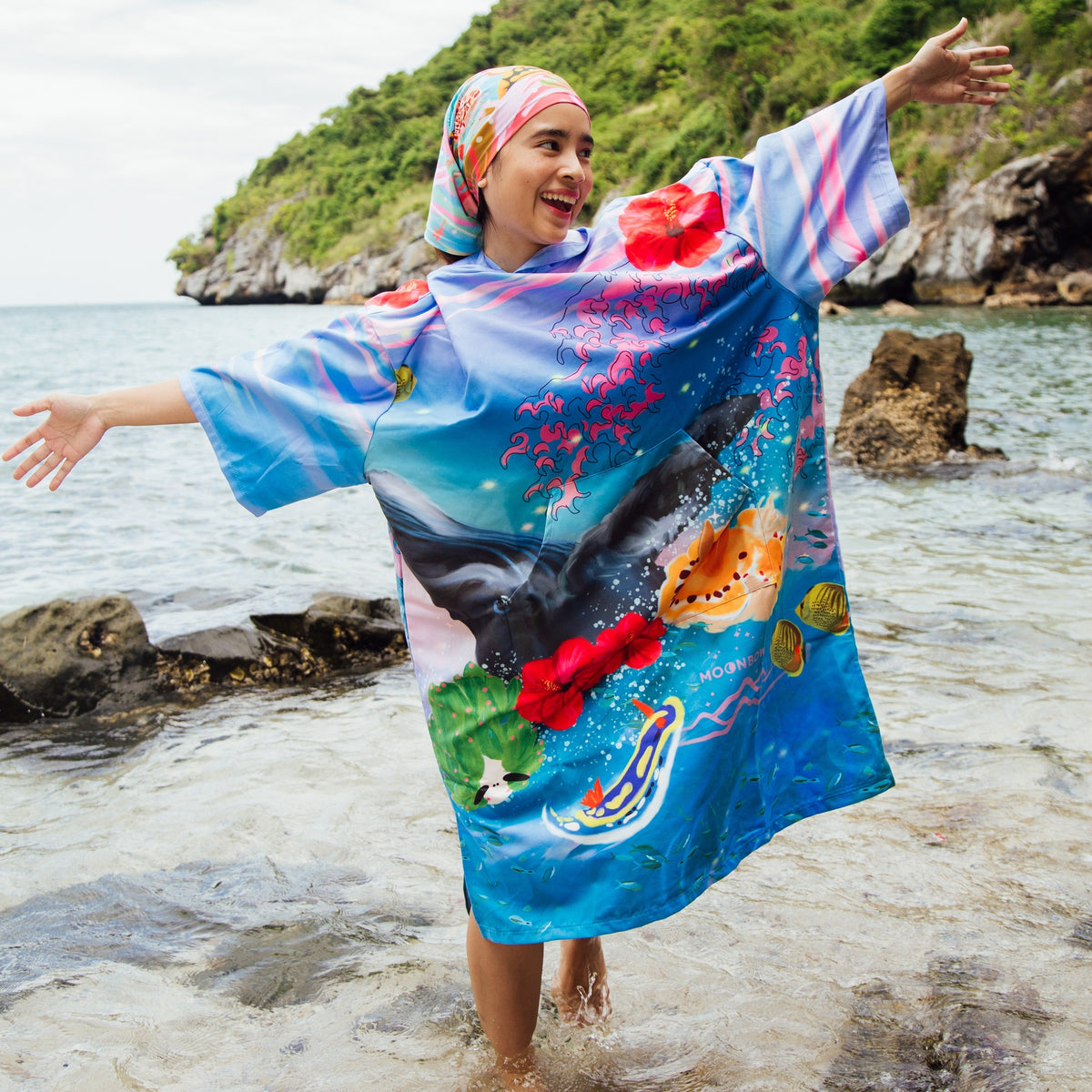 Okinawa Adventure Poncho - okinawa - model